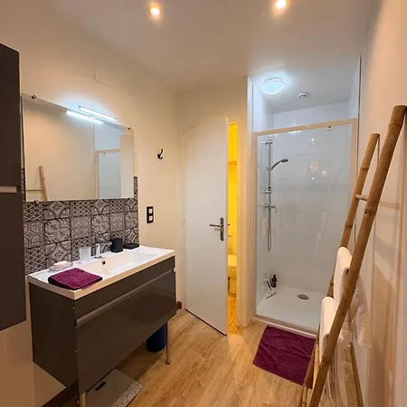 Guest house Les Suites Du Tacot Climatisees A Brantome