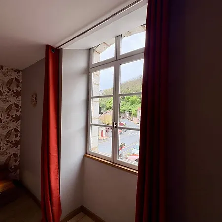 Les Suites Du Tacot Climatisees A Brantome Brantome