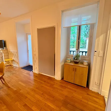 Les Suites Du Tacot Climatisees A Brantome Guest house Brantome