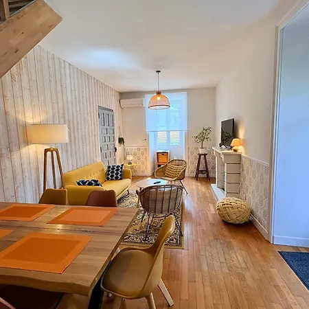 Les Suites Du Tacot Climatisees A Brantome Guest house 3*