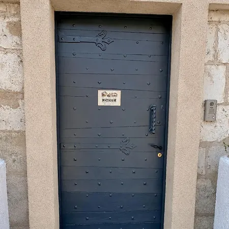 Les Suites Du Tacot Climatisees A Brantome 3*
