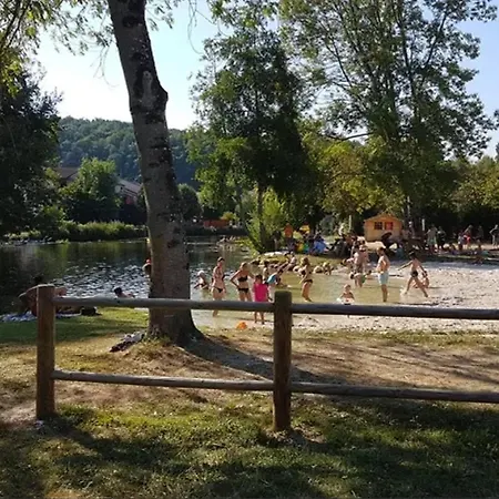 Les Suites Du Tacot Climatisees A Brantome 3*