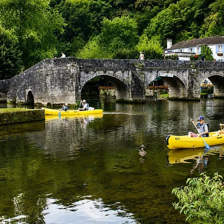 Les Suites Du Tacot Climatisees A Brantome 3*